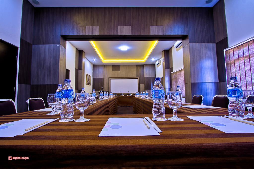 Splash Hotel Bengkulu Exterior photo
