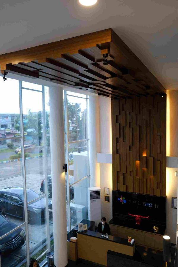 Splash Hotel Bengkulu Exterior photo
